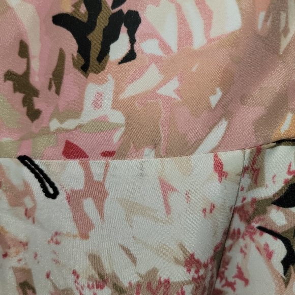 Spring Floral Tahari Back Color Block Dress w/exposed zipper and middle slit - Picture 5 of 6